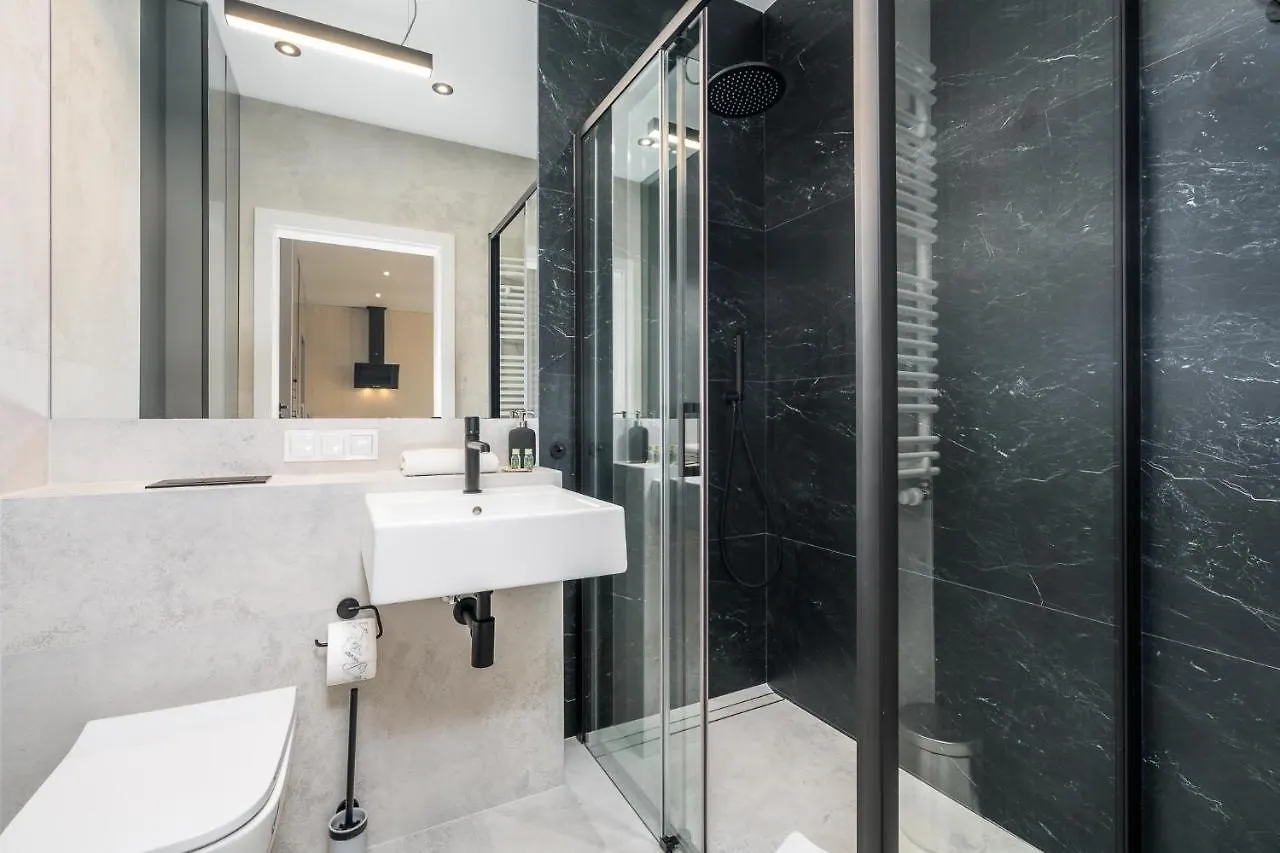 بوزنان Warta View Apartments